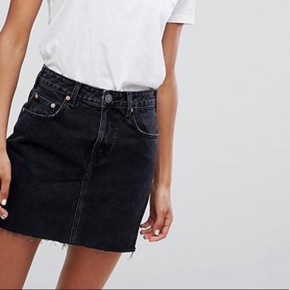 TOPSHOP MOTO BLACK DENIM JEAN RAW HEM MINI SKIRT 4 - Picture 8 of 8